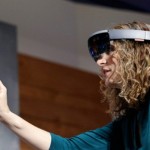 Microsoft представила очки дополненной реальности
