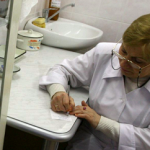 Врачей за опоздание с выпиской обезболивающих предлагают штрафовать