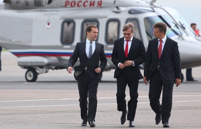Медведев посетит Самару, где проведет совещание о поддержке пассажирских авиаперевозок