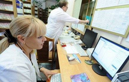 В поликлиниках Москвы началась «итальянская забастовка»
