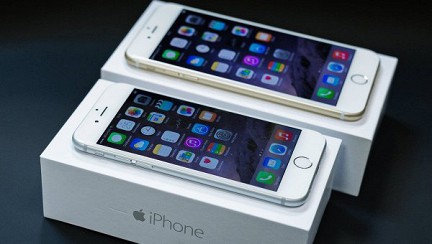 Apple выпустит на рынок три новых iPhone