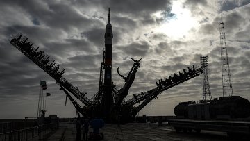 Ракету-носитель «Союз-ФГ» установили на «Гагаринский старт»