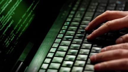 Вирус в Японии украл со счетов 24 миллиона долларов
